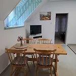 4 Balatonberény