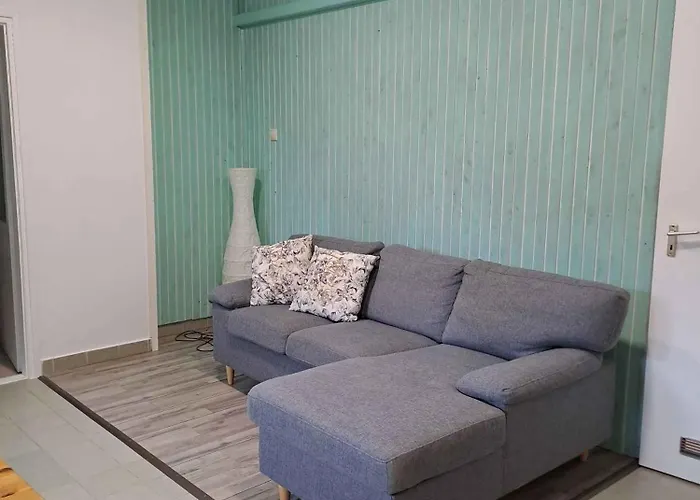 4 Apartament *